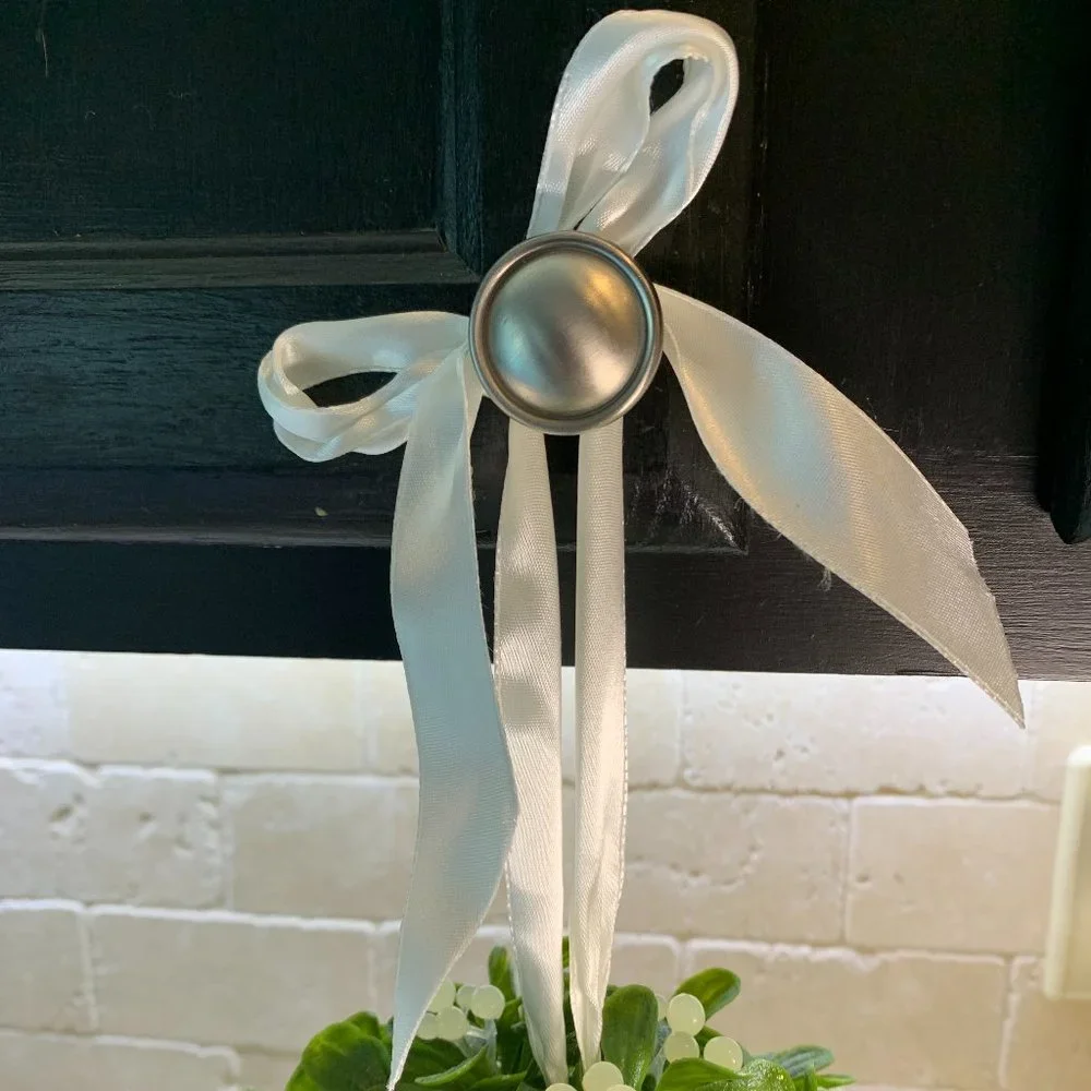 Faux Mistletoe hanging ball